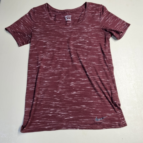 Nike Maroon and White Fitted Short Sleeve Tee, Small - Picture 1 of 4
